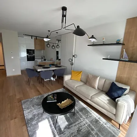Clyde-premium Lelle Waterfront Private Apartment Balatonlelle