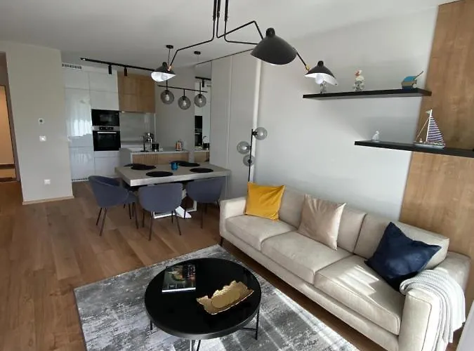 Clyde-premium Lelle Waterfront Private Apartment Balatonlelle