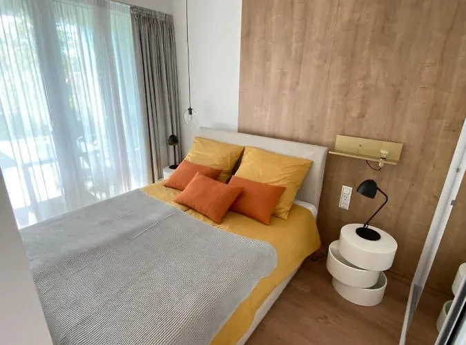 Apartment Clyde-premium Lelle Waterfront Private *